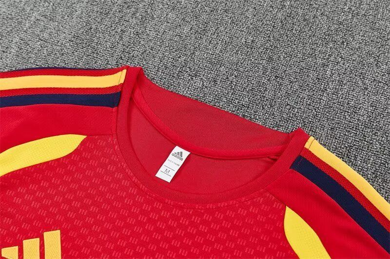Short sleeved training clothes