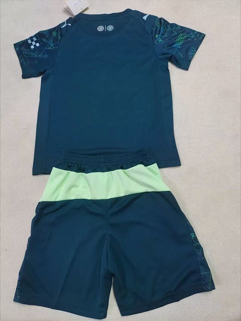 /26 Kids Manchester City third away Size16-305