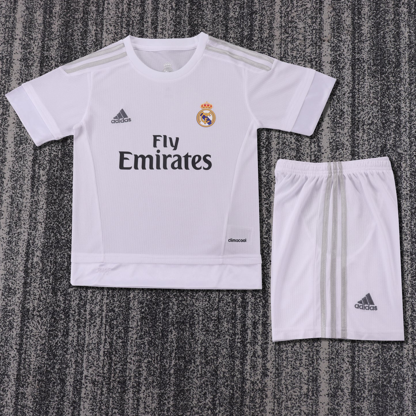 Retro Kids 15/16 Real Madrid Home Size16-28