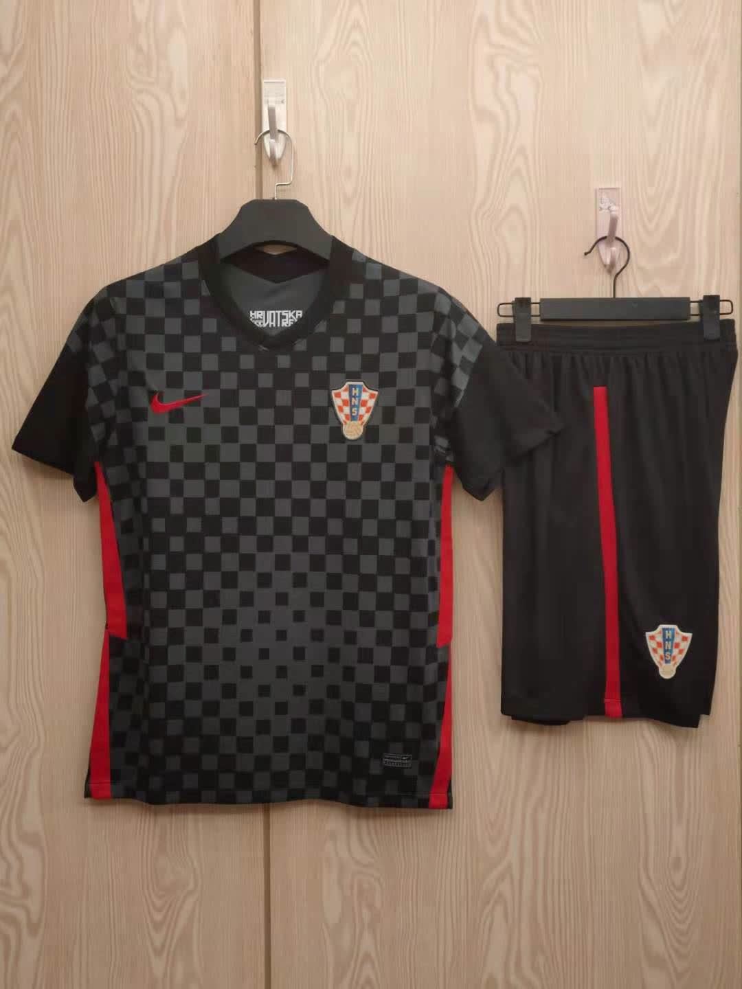 2020 Croatia away