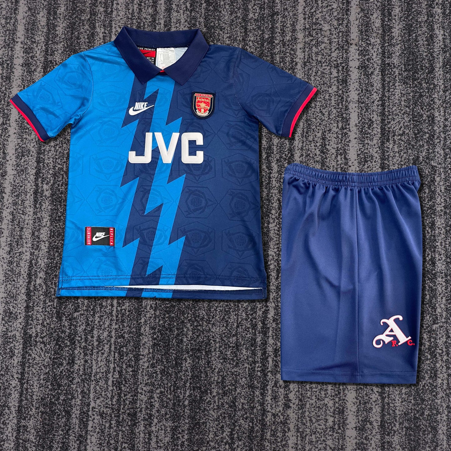Retro Kids 1995/96 Arsenal away Size 16-28