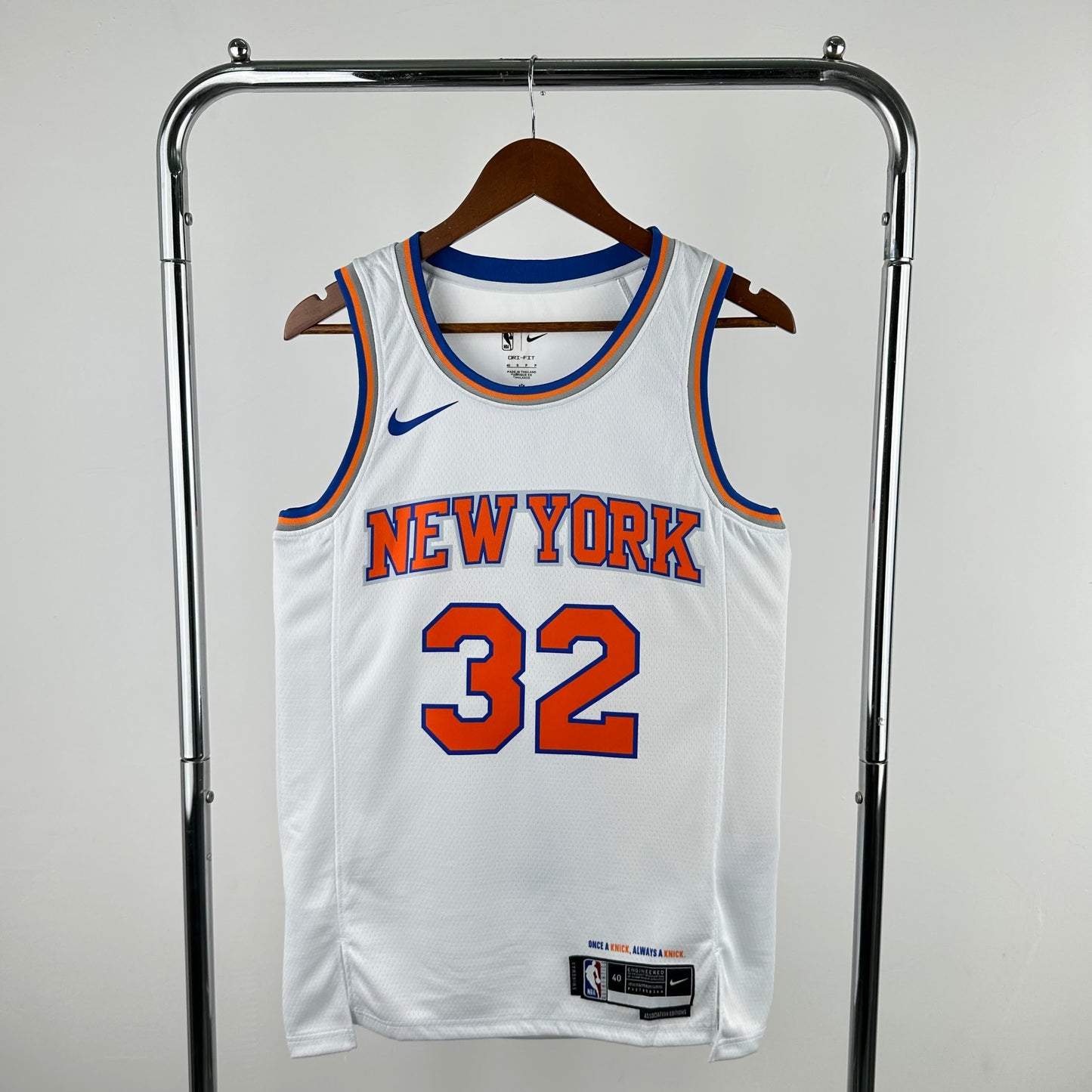 Knicks White 32 # Towns