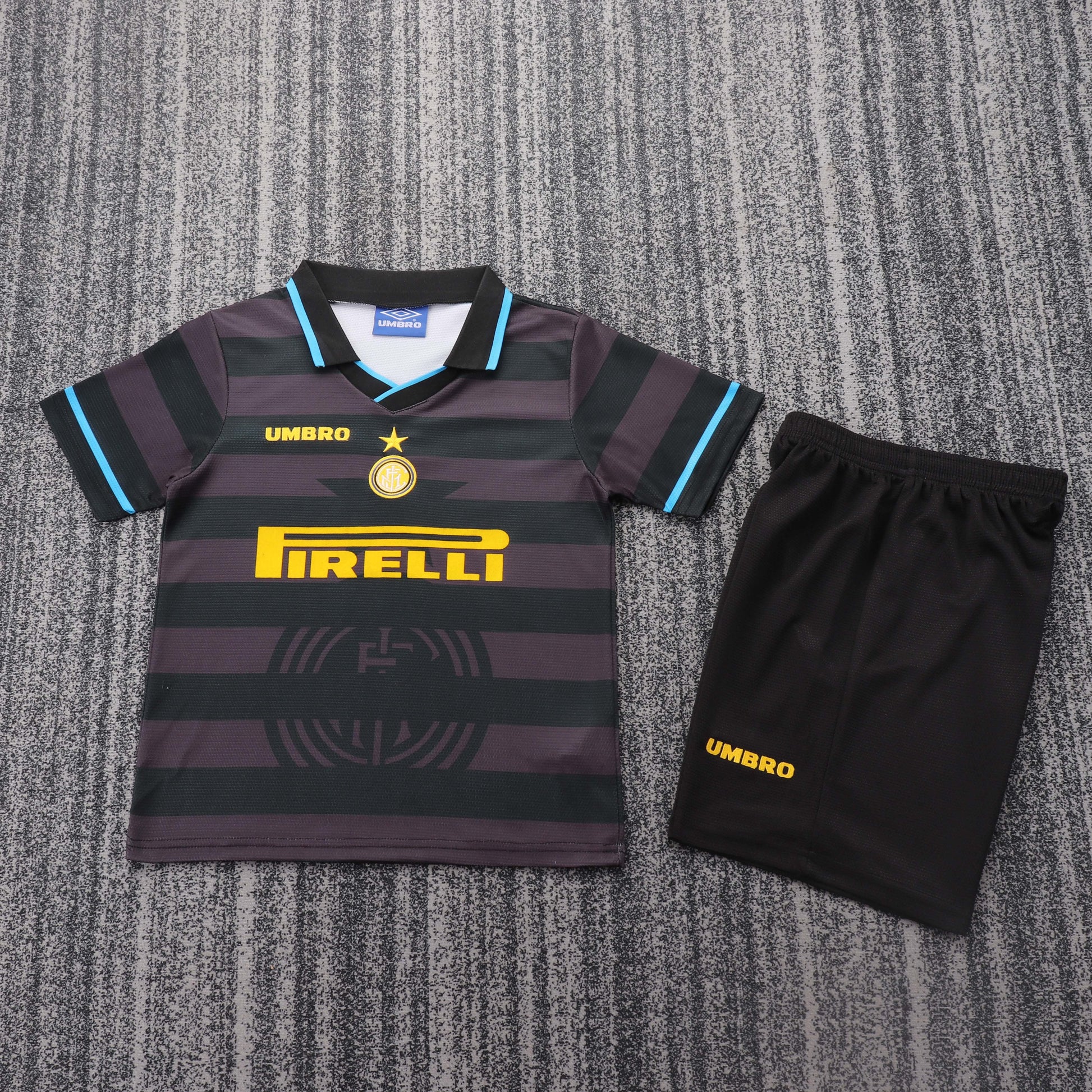 Retro Kids 1997/98 Inter Milan Second away size: 16-28