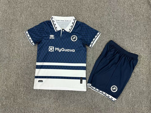 24/25 Kids Millwall Home Size: 16-28