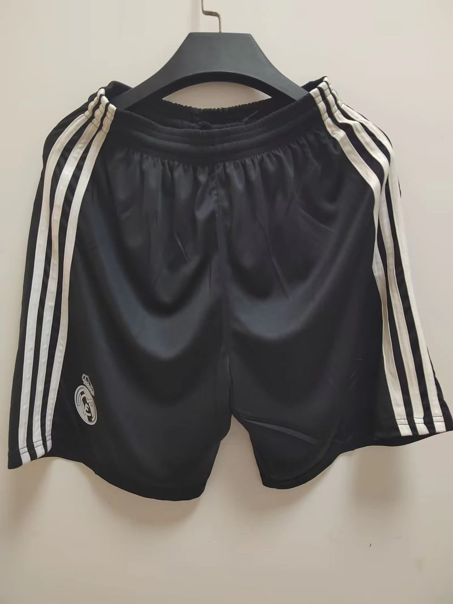 Retro shorts: 2014/15 Real Madrid Second away