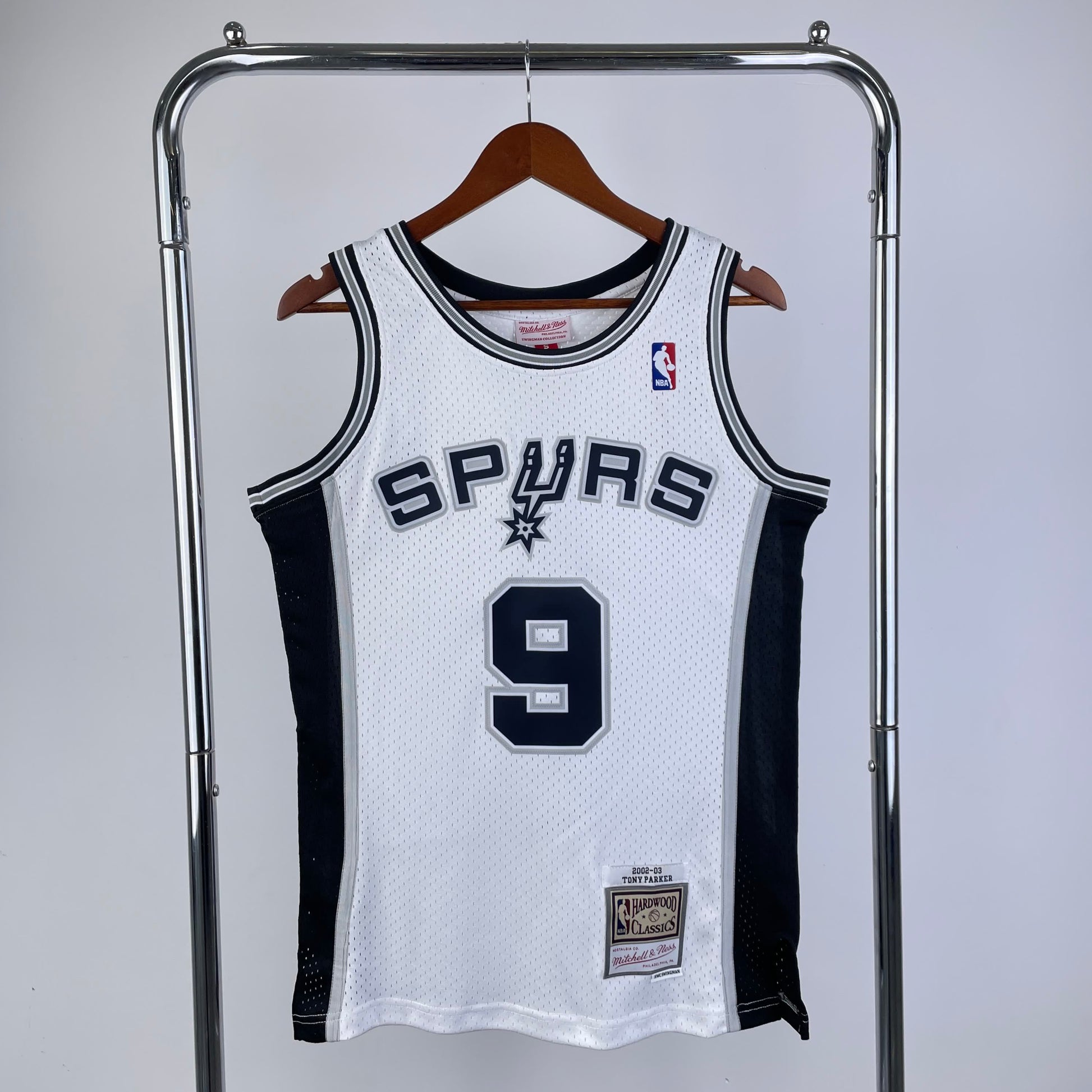 MN Heat Pressed Vintage Jersey: SW Spurs 2002/03 Season White 9 # Parker
