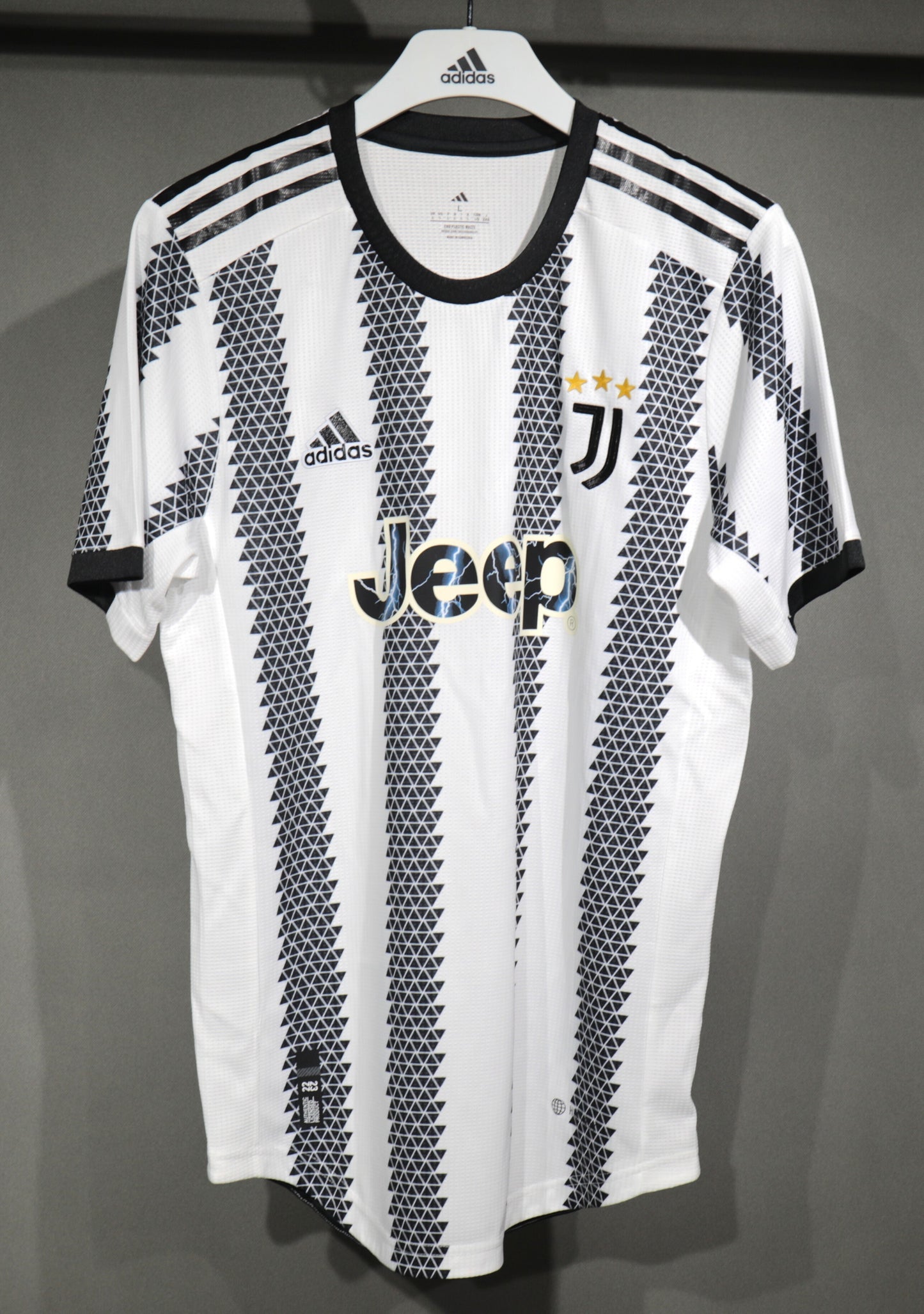 Retro 2022/23 JVT Home Player Edition S-3XL