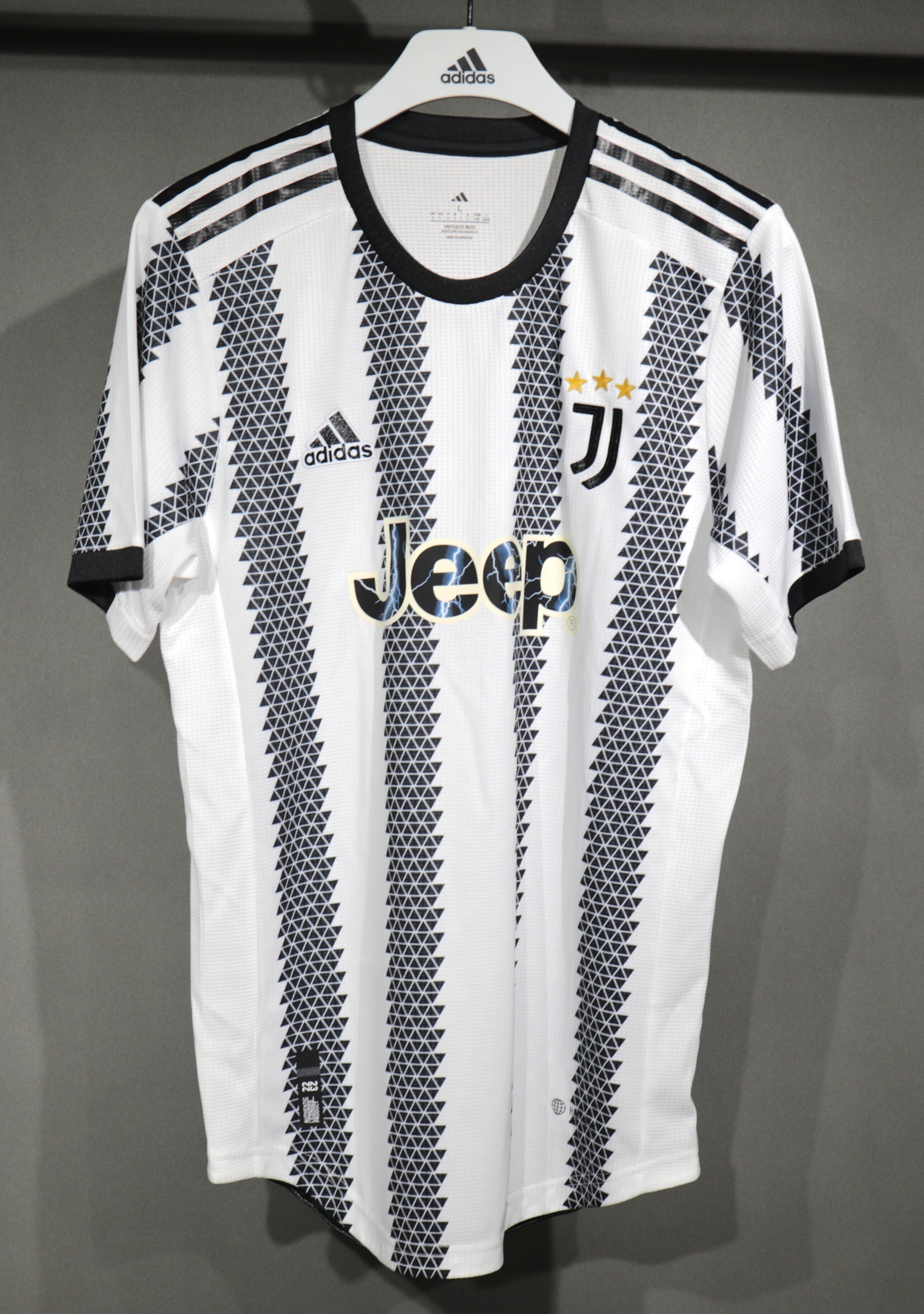 Retro 2022/23 JVT Home Player Edition S-3XL