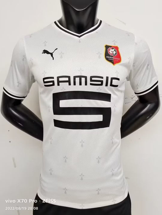 22-23 Stade Rennais away player version
