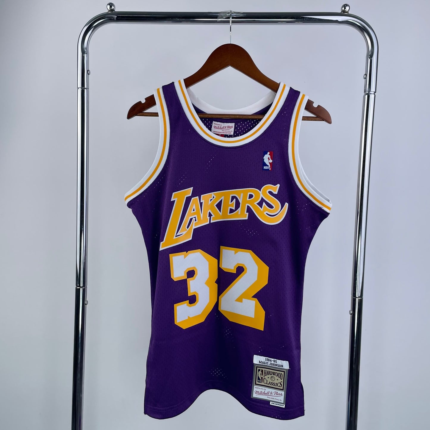 MN Heat Pressed Vintage Jersey: SW Lakers 84/85 Round Neck Purple 32 # Johnson