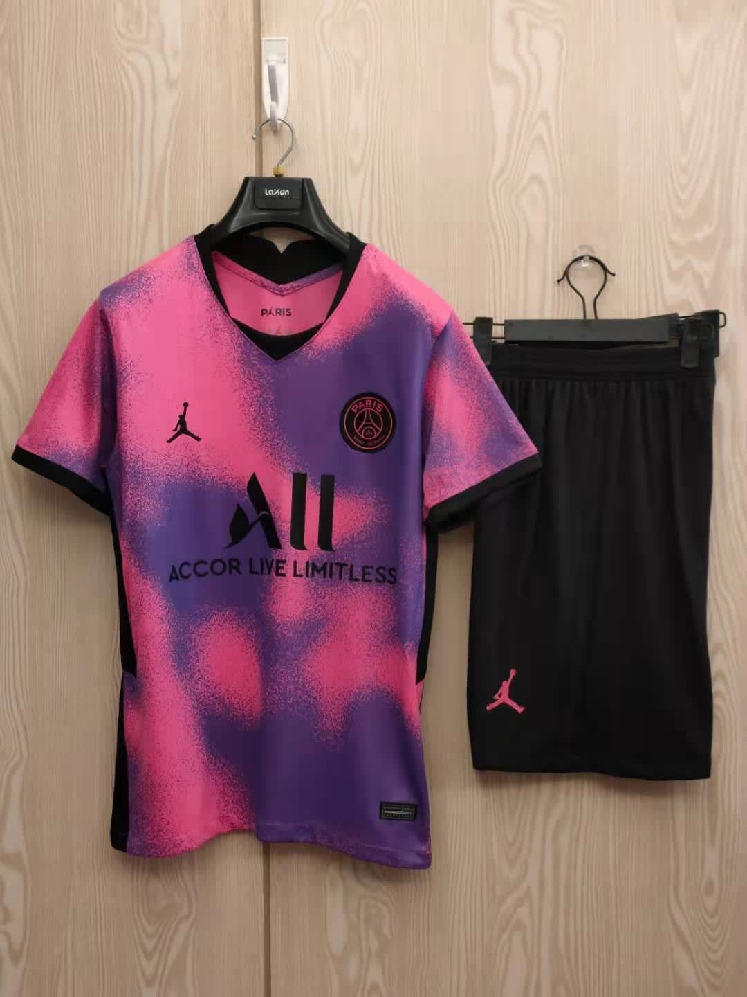 20/21 PSG Third away