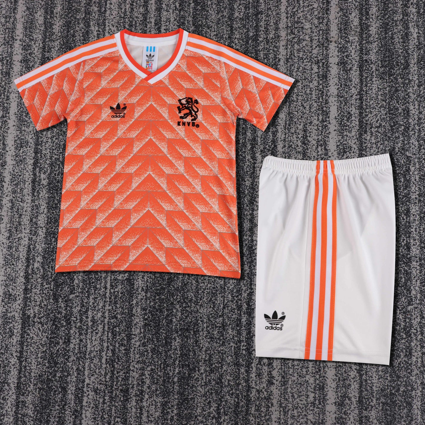 Retro Kids 1988 Netherlands home size: 16-28