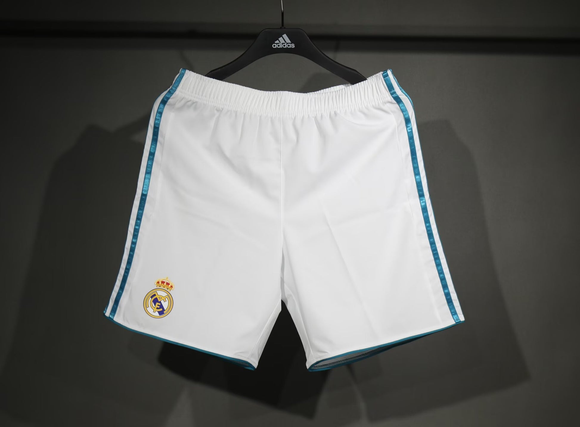 Retro 2017/18 Real Madrid Home Player Edition Shorts S-XXL