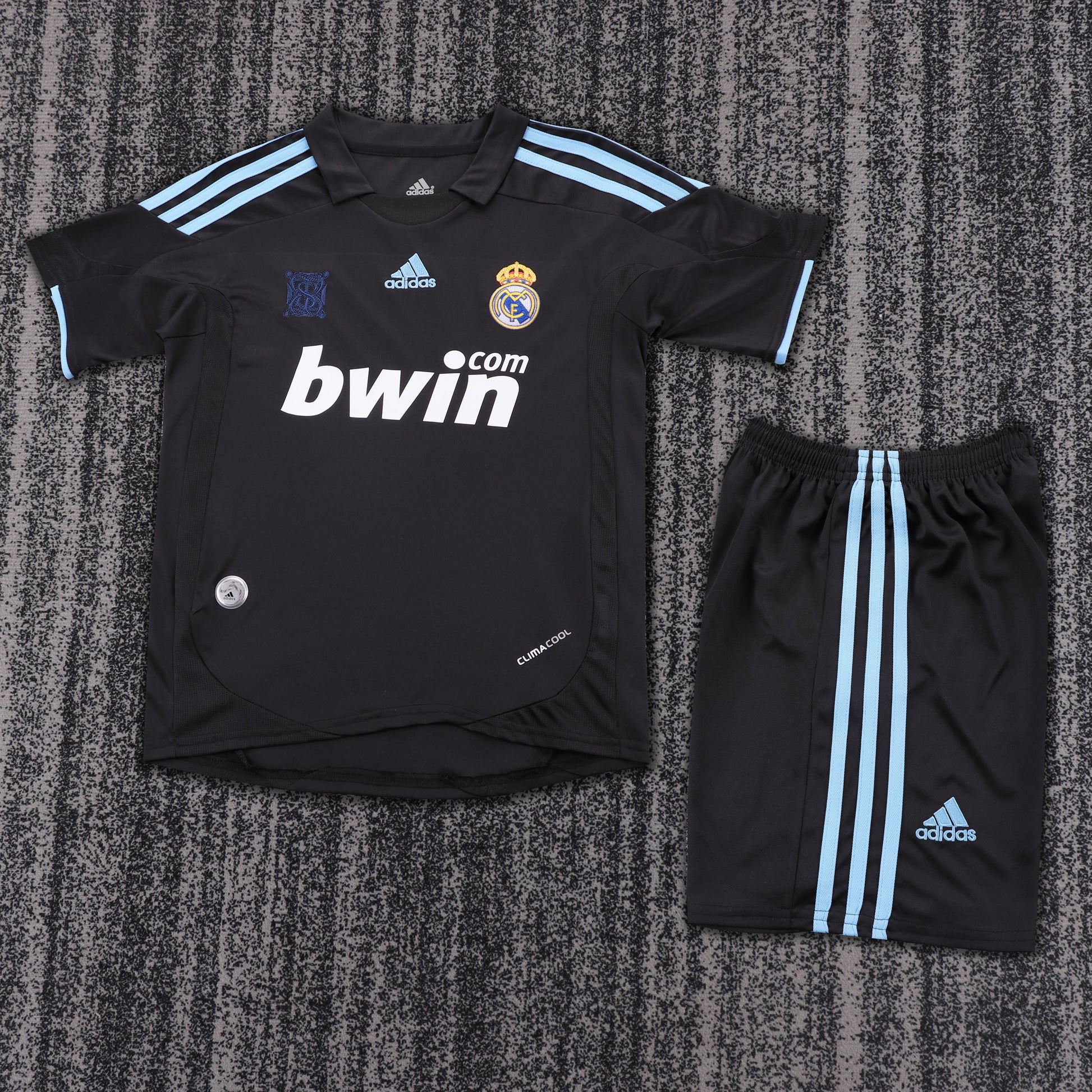 Retro Kids 2009/10 Real Madrid away Size 16-28