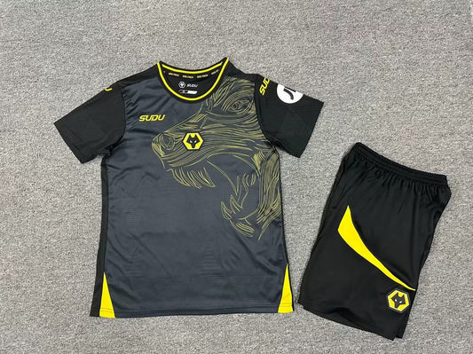 24/25 Kids Wolverhampton Wanderers away Size: 16-28