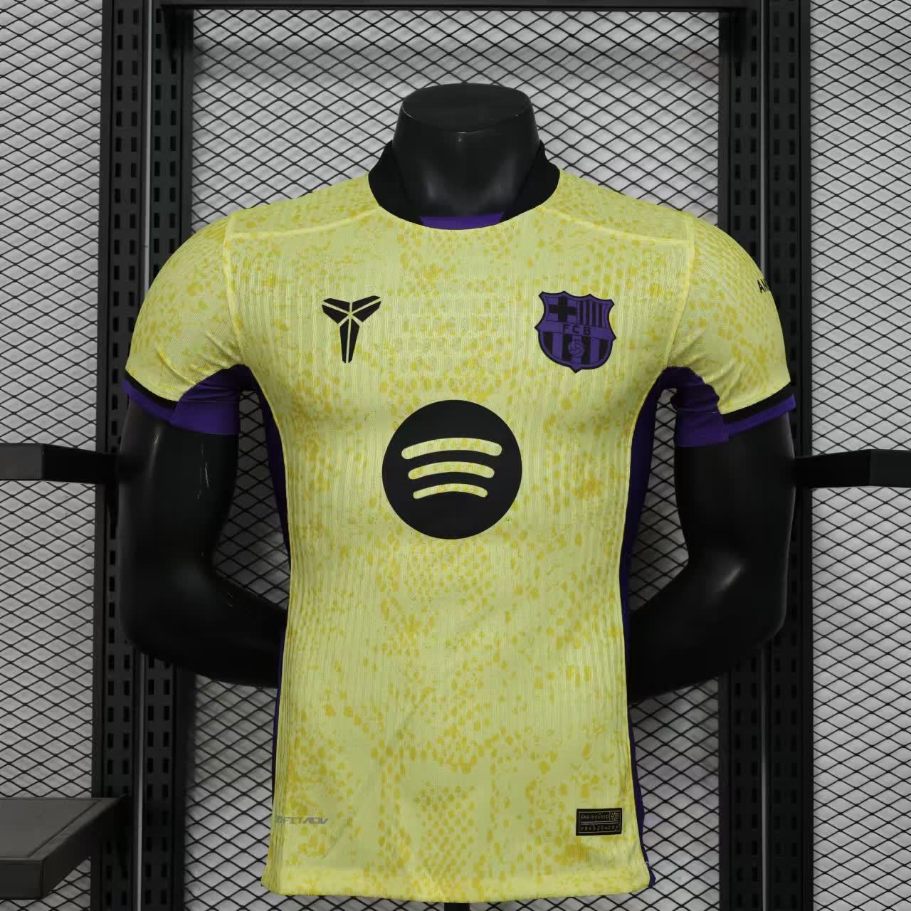24/25 Barcelona Flyer Player Edition S-XXL
