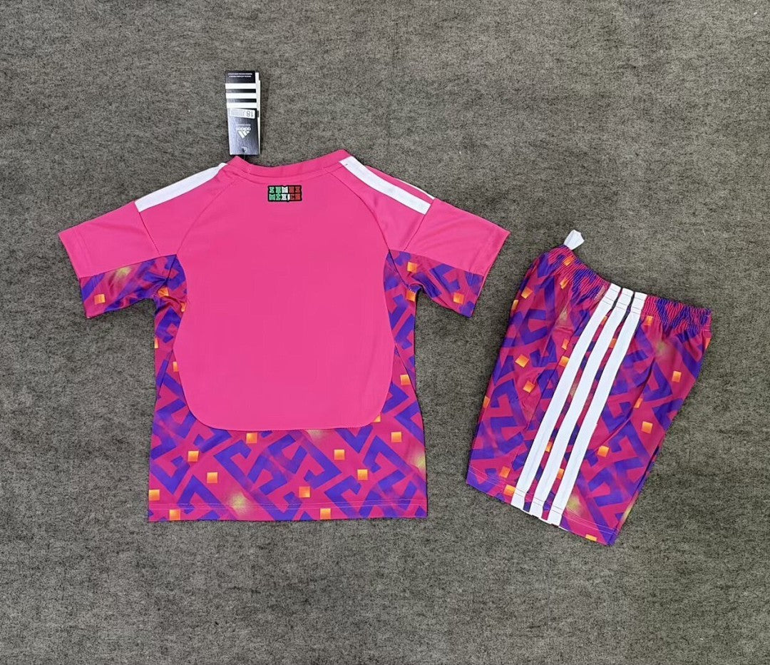 /27 Kids Mexico Goalkeeper Pink &amp; Size 16-282